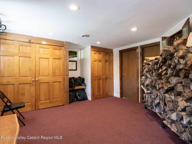 a furnished livingroom with a window