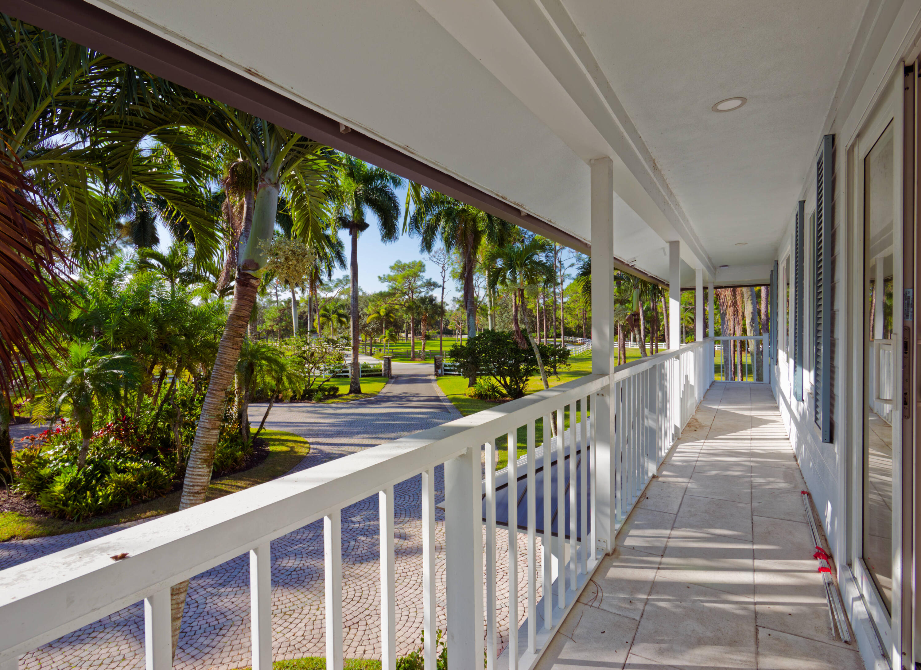 13395 Running Water Road Palm Beach Gardens, FL 33418 - Photo 6 of 117 P1077794_DxO