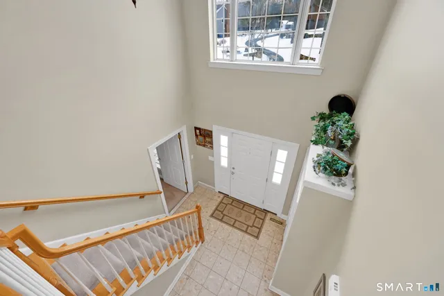 $525,000 | 395 Fern Hill Road, Bristol, CT 06010