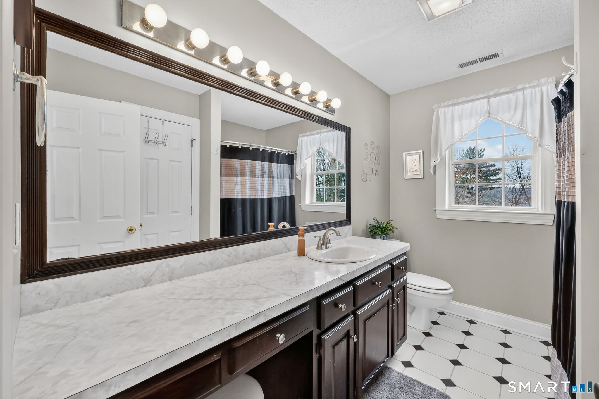 395 Fern Hill Road Bristol, CT 06010 - Photo 22 of 32