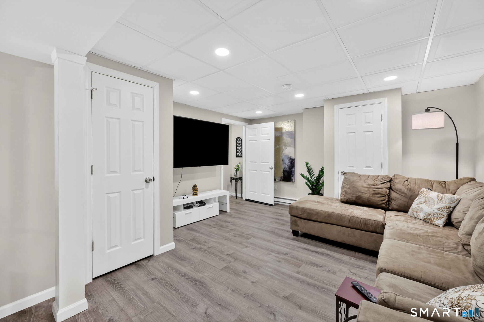 395 Fern Hill Road Bristol, CT 06010 - Photo 23 of 32