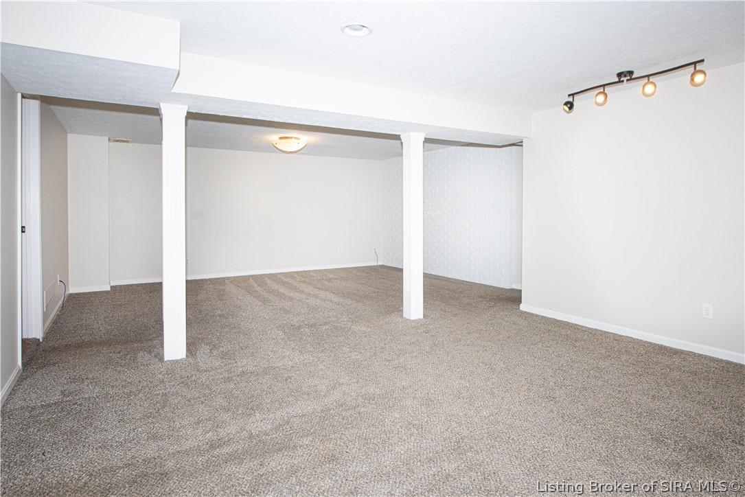 3962 North Luther Road Floyds Knobs, IN 47119 - Photo 17 of 25