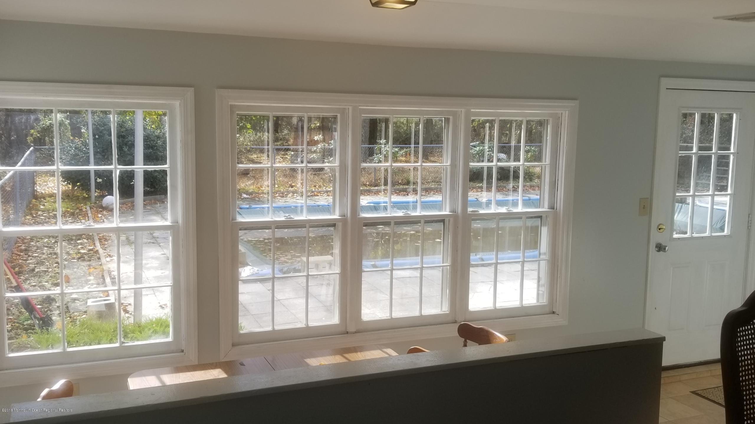 121 Adelphia Road Farmingdale, NJ 07727 - Photo 5 of 20 20181114_120258 (1)