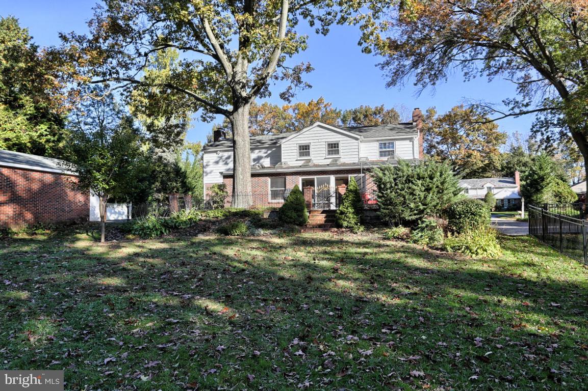 1504 Hillcrest Road Lancaster, PA 17603 - Photo 14 of 59 Gallery Image 14