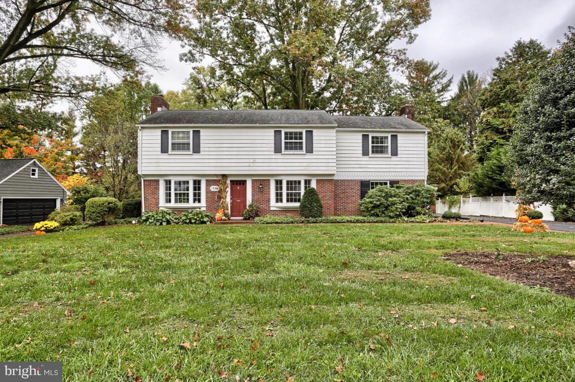 1504 Hillcrest Road Lancaster, PA 17603 - Photo 3 of 59 Gallery Image 3