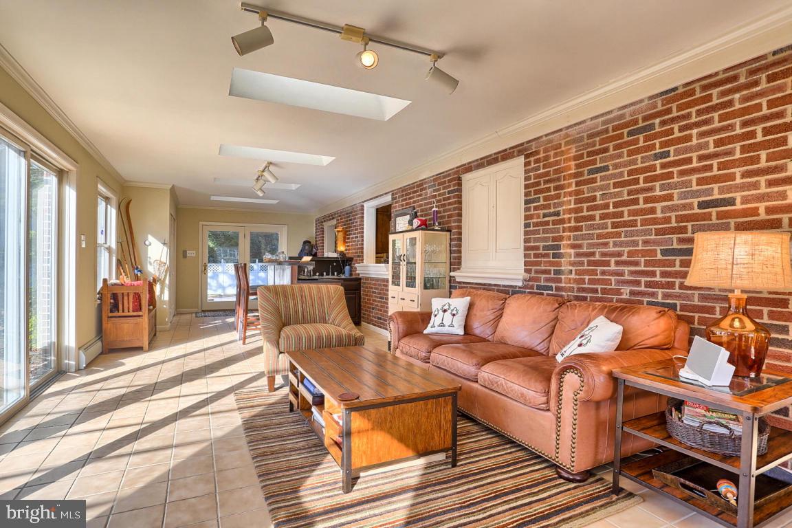 1504 Hillcrest Road Lancaster, PA 17603 - Photo 36 of 59 Gallery Image 36