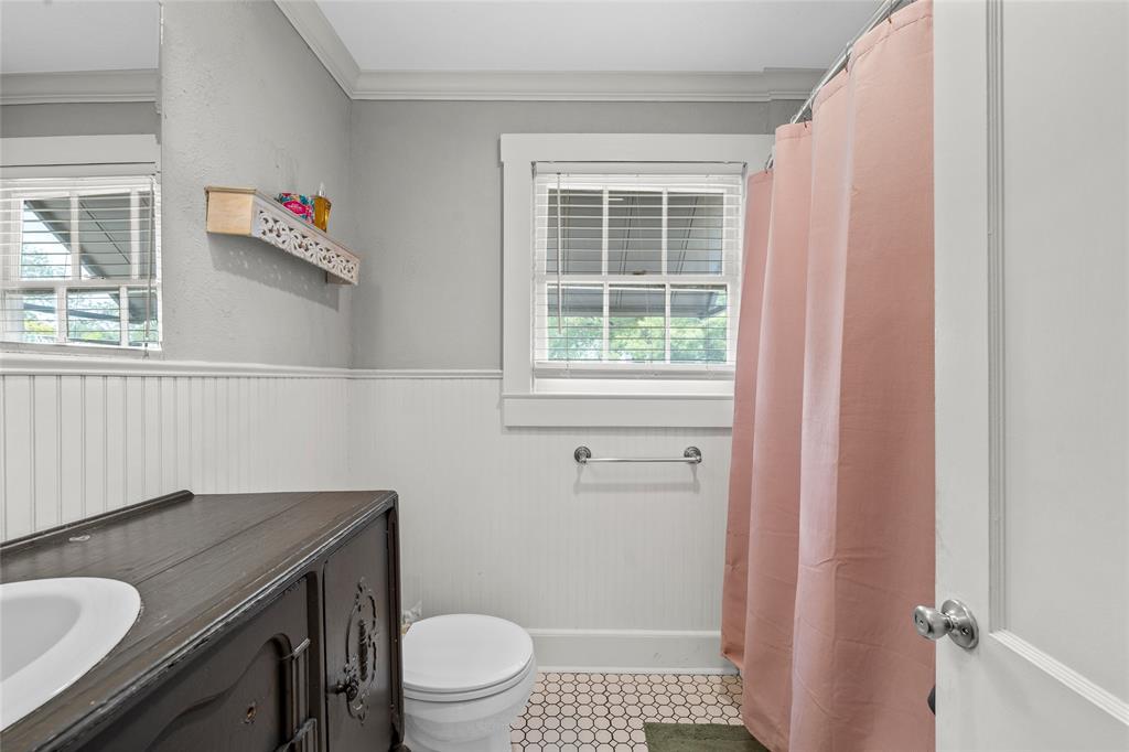 2912 Fort Avenue Waco, TX 76707 - Photo 17 of 33