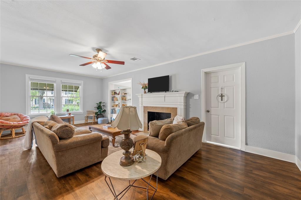 2912 Fort Avenue Waco, TX 76707 - Photo 7 of 33