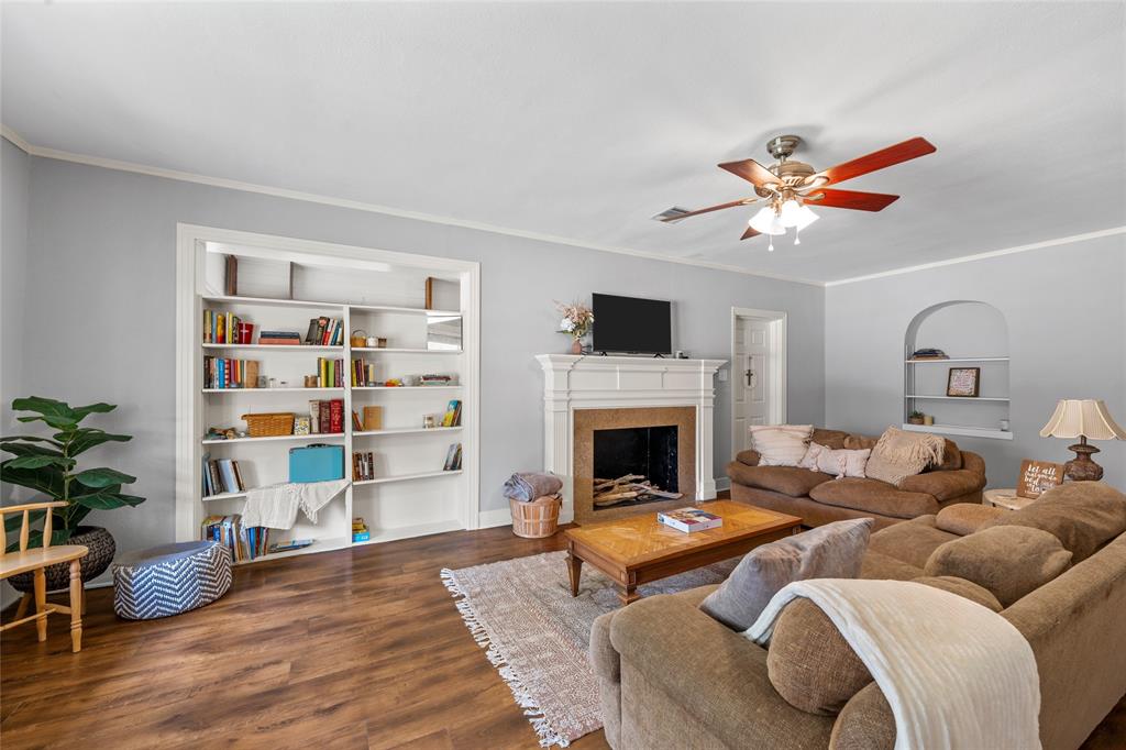 2912 Fort Avenue Waco, TX 76707 - Photo 9 of 33