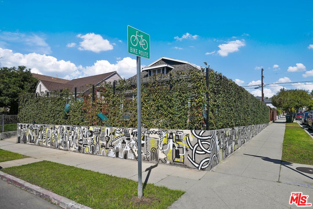 5159 Meridian Street Los Angeles, CA 90042 - Photo 39 of 41 a front view of a house with garden