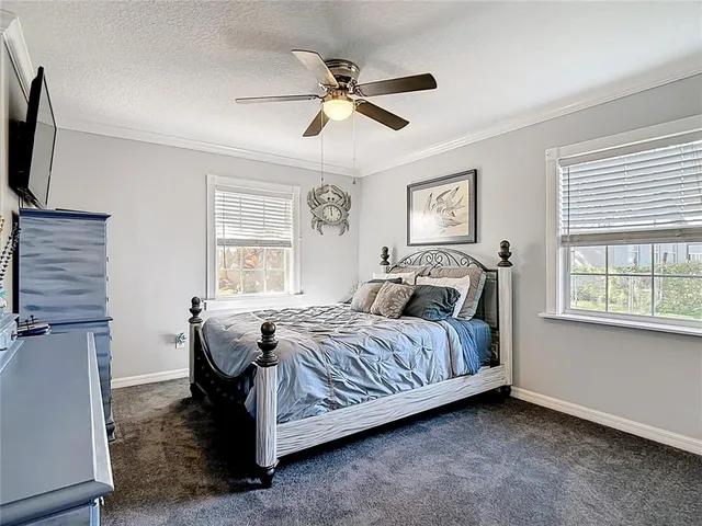 $450,000 | 2008 Strawberry Drive, Plant City, FL 33563