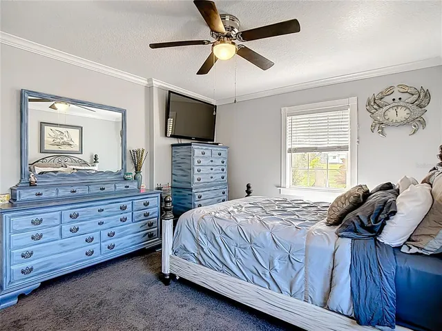 $450,000 | 2008 Strawberry Drive, Plant City, FL 33563