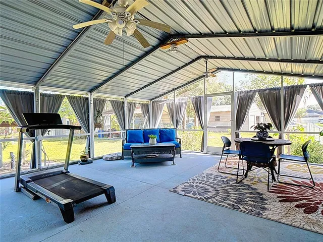 $450,000 | 2008 Strawberry Drive, Plant City, FL 33563