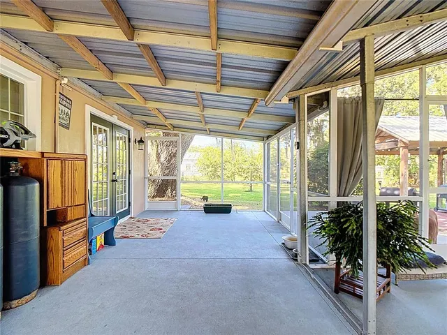 $450,000 | 2008 Strawberry Drive, Plant City, FL 33563