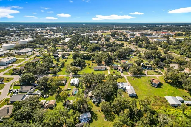 $450,000 | 2008 Strawberry Drive, Plant City, FL 33563