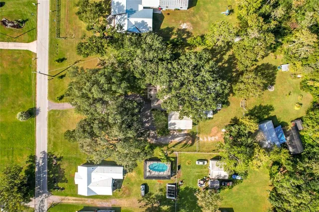 $450,000 | 2008 Strawberry Drive, Plant City, FL 33563