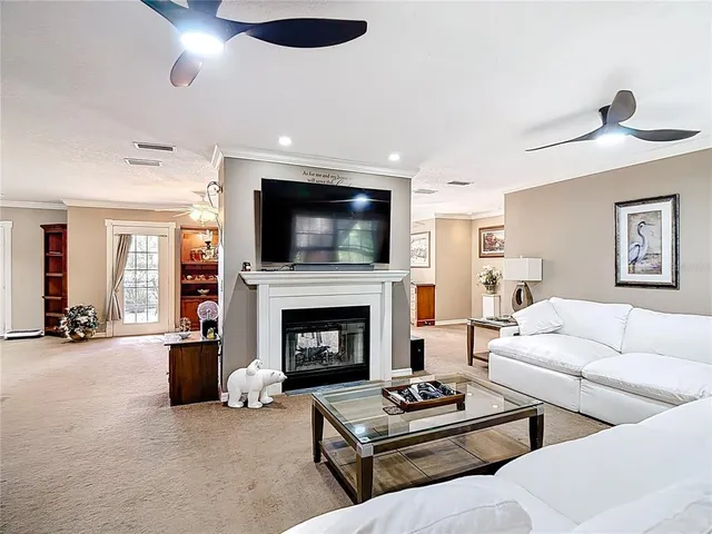 $450,000 | 2008 Strawberry Drive, Plant City, FL 33563