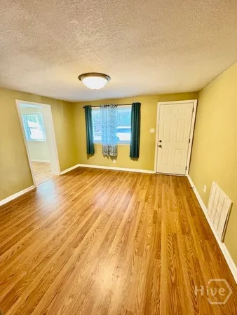 $1,750 | 904 Sherman Avenue, Savannah, GA 31405
