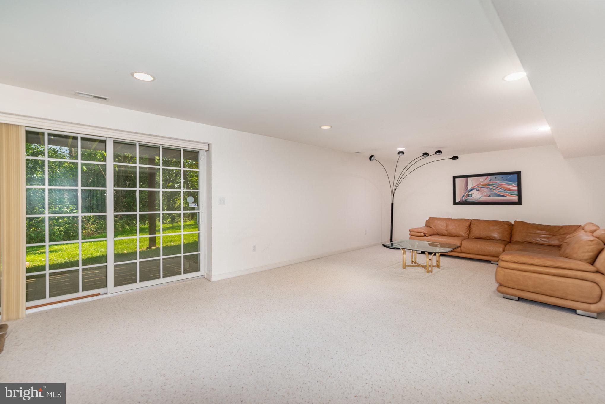2212 Pot Spring Road Lutherville-Timonium, MD 21093 - Photo 36 of 45 Gallery Image 36