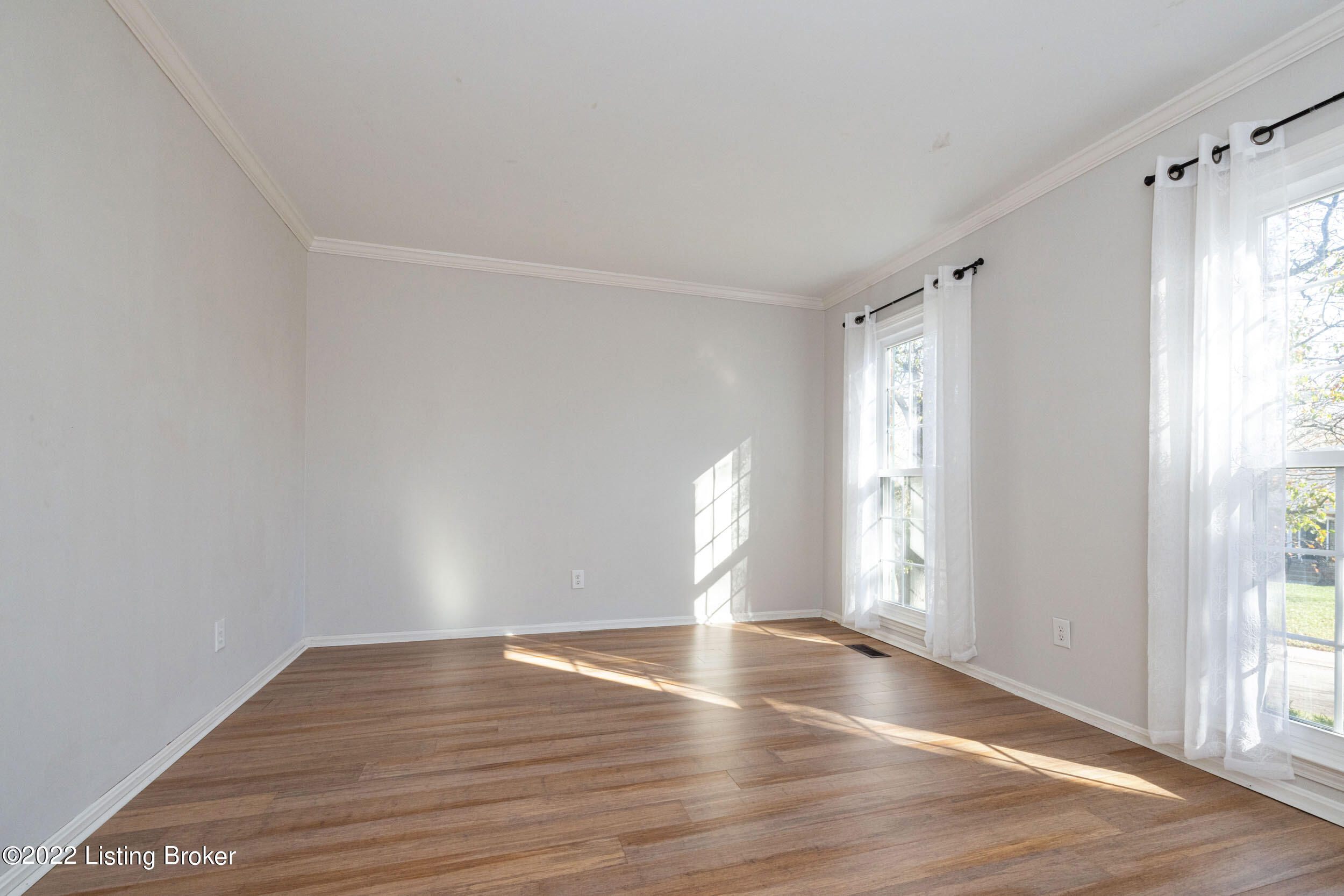 2806 Wareham Road Louisville, KY 40242 - Photo 4 of 40 RBWP6586