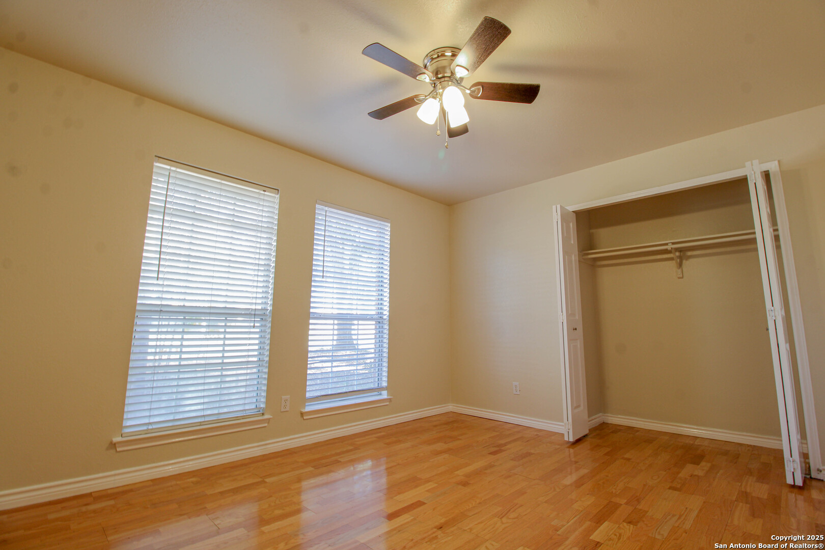 6703 Ridge Pl Street San Antonio, TX 78250 - Photo 29 of 44 a view of an empty room with a window