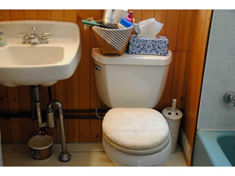 1008 Round House Road Carrabassett Valley, ME 04947 - Photo 12 of 27 Bathroom.