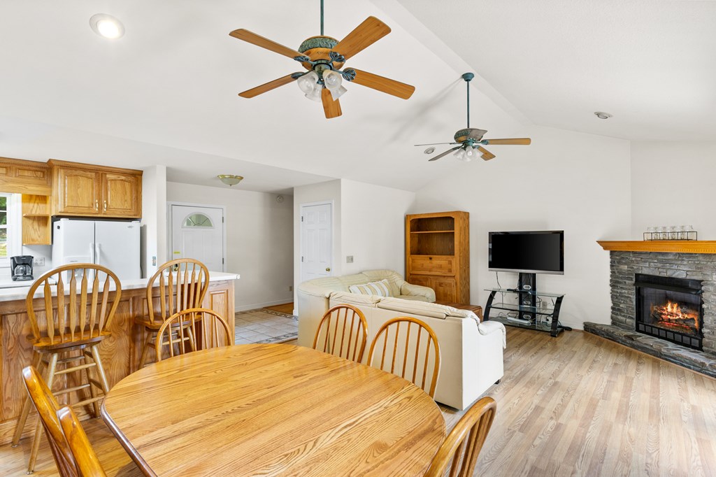21 Red Oak Court Blue Ridge, GA 30513 - Photo 11 of 39 Gallery Image 11