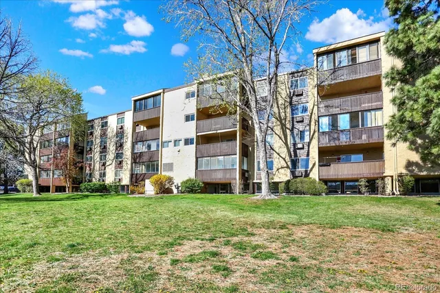 $1,900 | 7040 East Girard Avenue, Unit E406, Denver, CO 80224