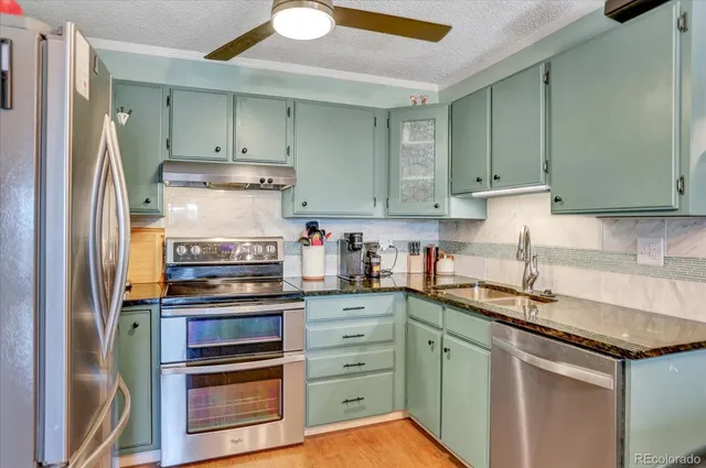 $1,900 | 7040 East Girard Avenue, Unit E406, Denver, CO 80224