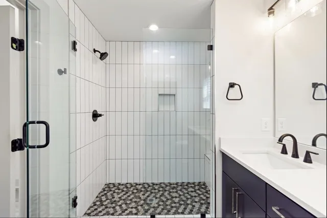 $2,750 | 1507 55th Avenue North, Nashville, TN 37209