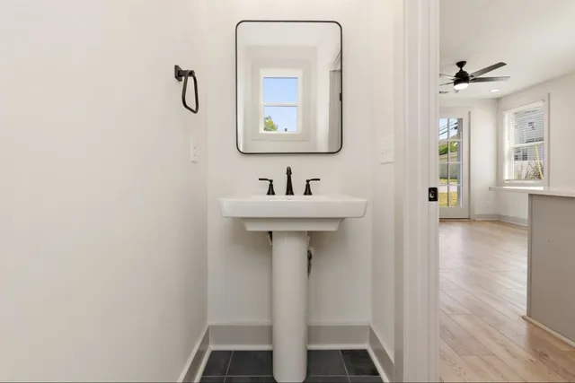 $2,750 | 1507 55th Avenue North, Nashville, TN 37209