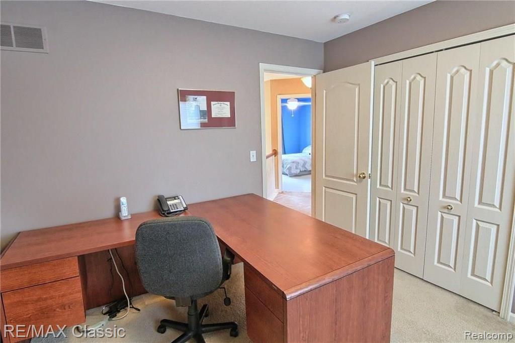 2029 Roundtree Rochester Hills, MI 48307 - Photo 26 of 30