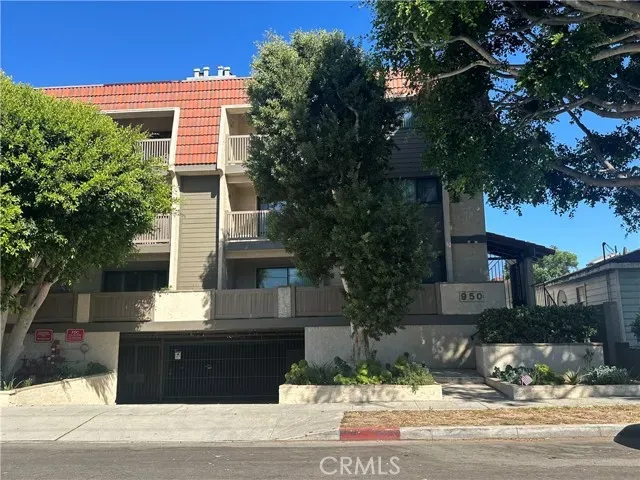 $2,990 | 950 Virginia Street, El Segundo, CA 90245