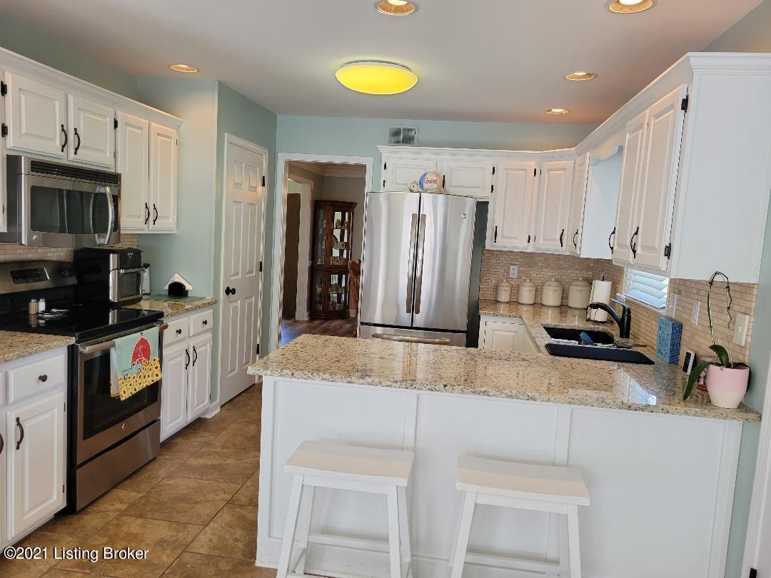 9502 Gutenberg Road Louisville, KY 40299 - Photo 22 of 48 gut22