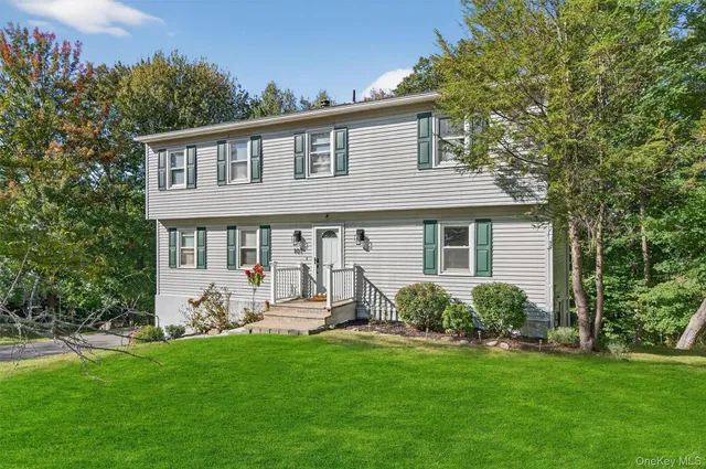 $565,000 | 101 Woodland Road, Highland Mills, NY 10930