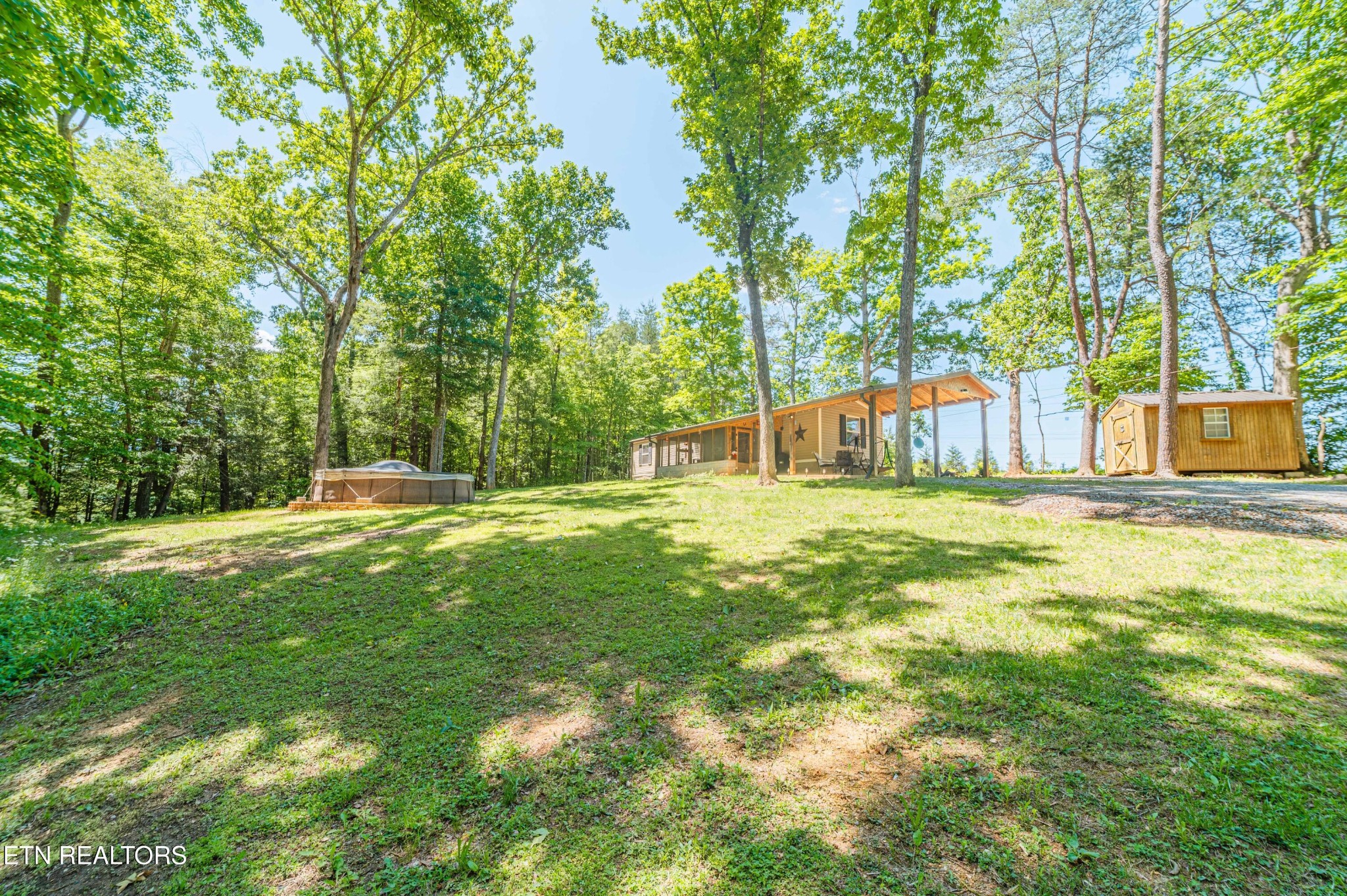 129 Smith Road Maryville, TN 37803 - Photo 4 of 27 Gallery Image 4