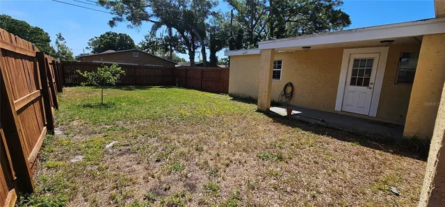 $2,250 | 3125 19th Street North, St. Petersburg, FL 33713