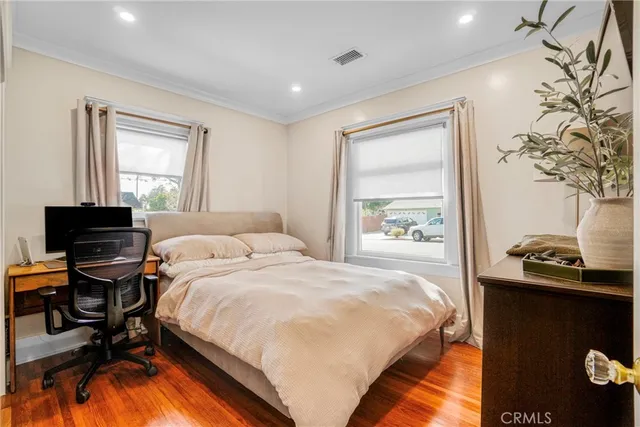 $1,195,000 | 4401 East Vermont Street, Long Beach, CA 90814