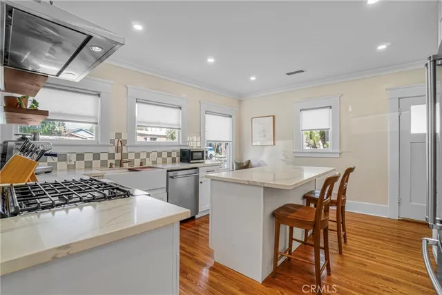 $1,195,000 | 4401 East Vermont Street, Long Beach, CA 90814