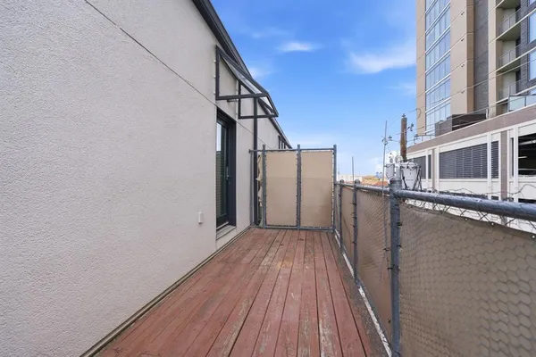 $685,000 | 4330 McKinney Avenue, Unit 16, Dallas, TX 75205