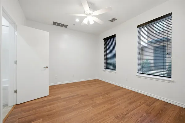 $685,000 | 4330 McKinney Avenue, Unit 16, Dallas, TX 75205