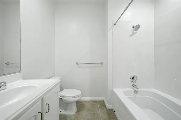 $685,000 | 4330 McKinney Avenue, Unit 16, Dallas, TX 75205