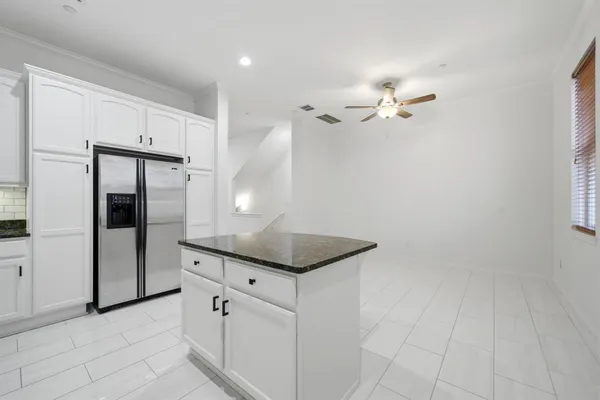 $685,000 | 4330 McKinney Avenue, Unit 16, Dallas, TX 75205