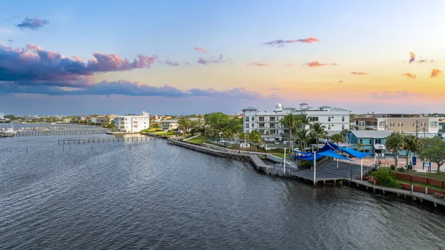 $1,095,000 | 41 Southwest Seminole Street, Unit 310, Stuart, FL 34994