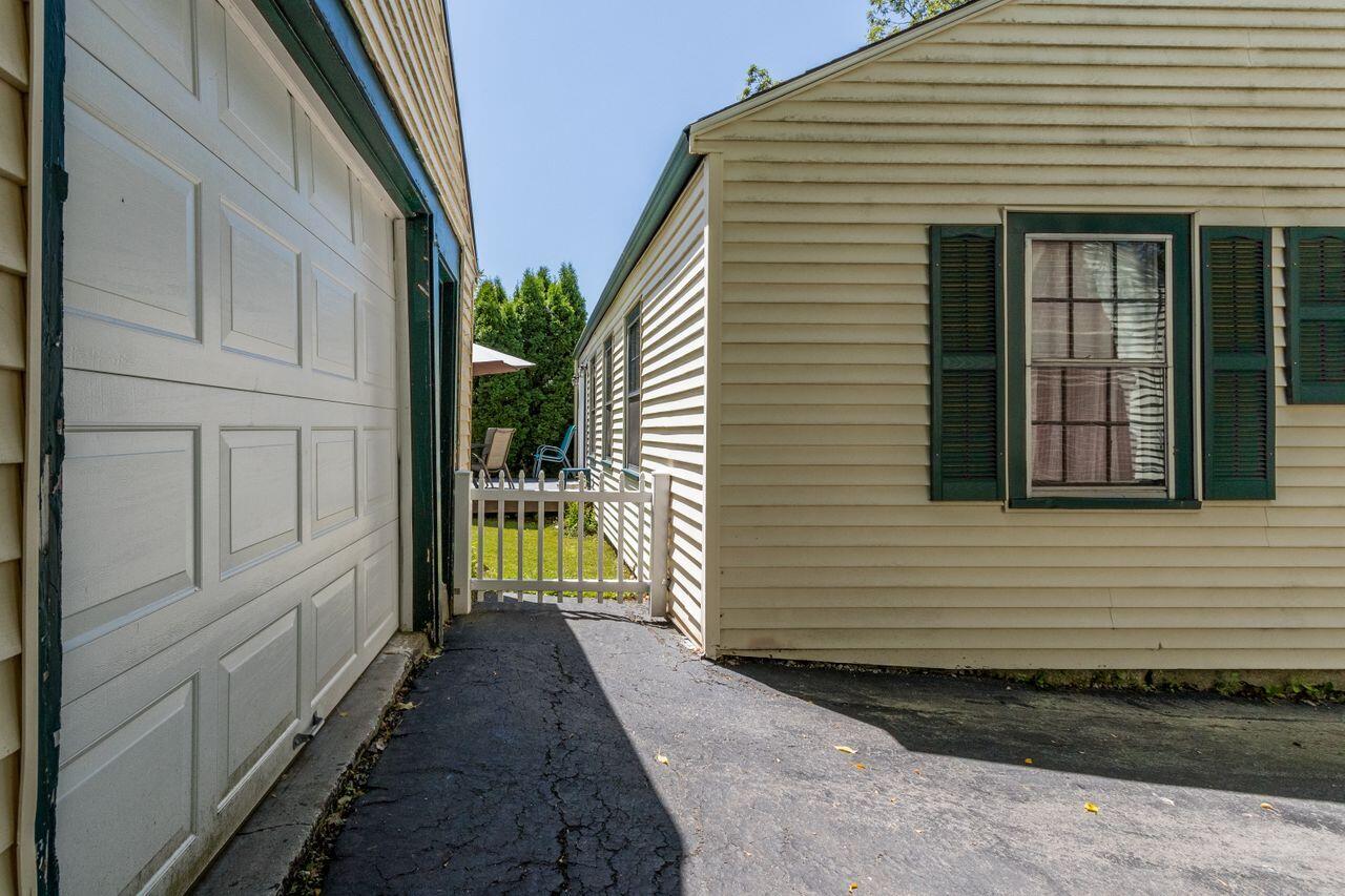 130 Colonial Road Portland, ME 04102 - Photo 39 of 49 20220621KC-71047
