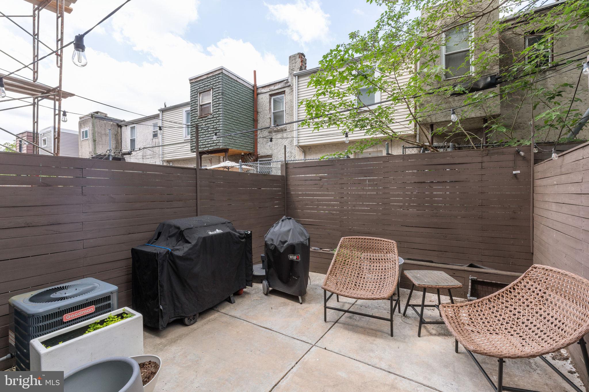 1130 South Sydenham Street Philadelphia, PA 19146 - Photo 5 of 36