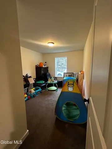 $2,300 | 1477 Plank Road, Petersburg, NY 12138