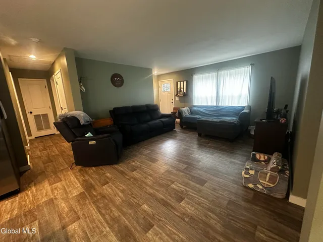 $2,300 | 1477 Plank Road, Petersburg, NY 12138