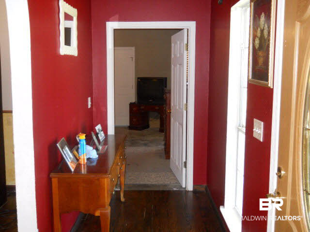 2559 Foshee Road Brewton, AL 36426 - Photo 7 of 10 Foyer