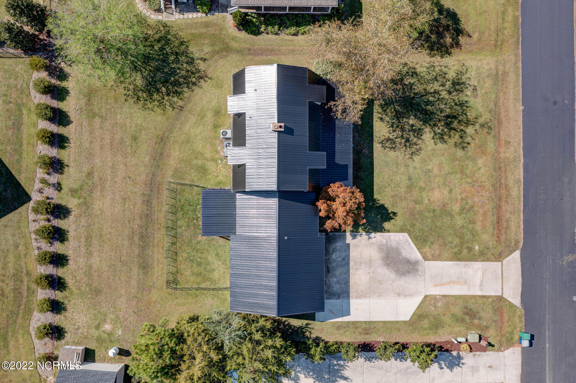 88 Wrexham Road Elizabethtown, NC 28337 - Photo 53 of 68 88WrexhamDrone-3